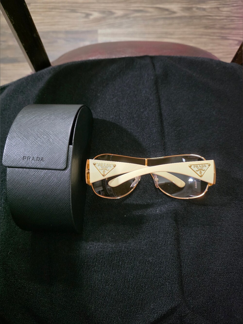 Women's y2k Prada Cream & Brown Lens Sunglasses with Case